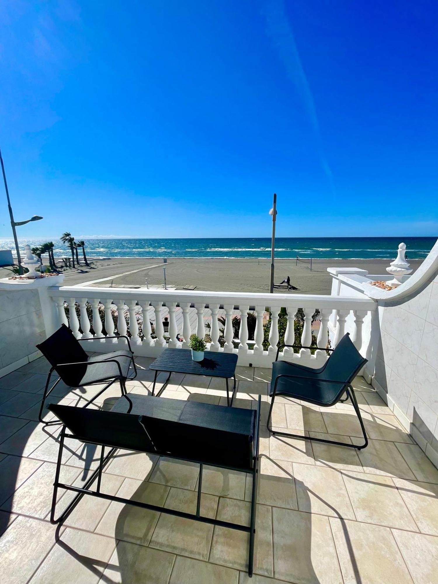 Apartamento Frontal Al Mar - Torrox Costa Kültér fotó