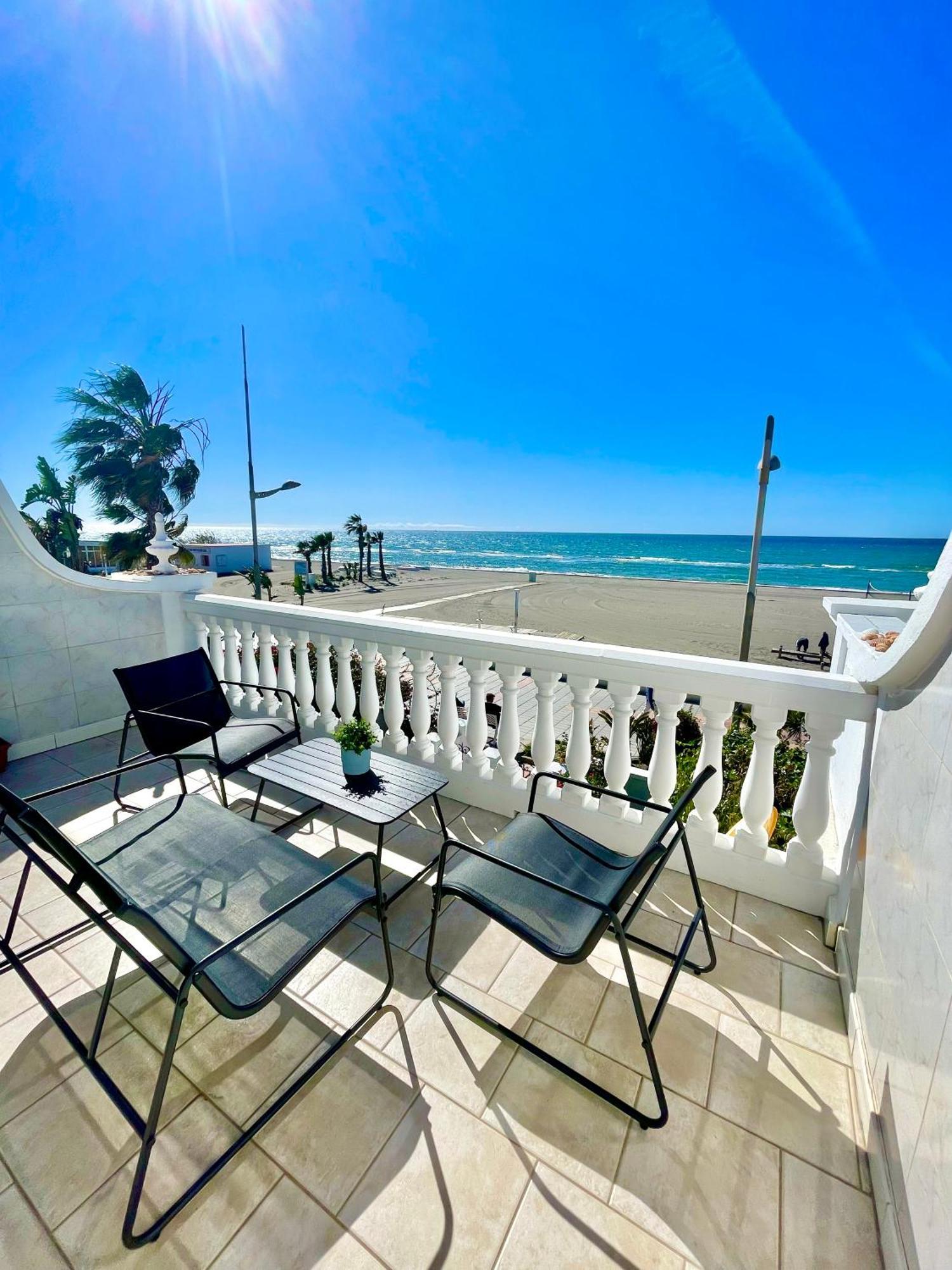 Apartamento Frontal Al Mar - Torrox Costa Kültér fotó